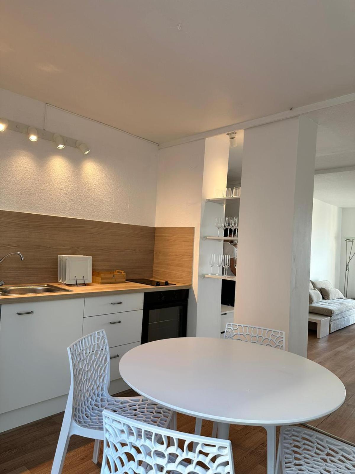 Lenahome Reims Esterno foto